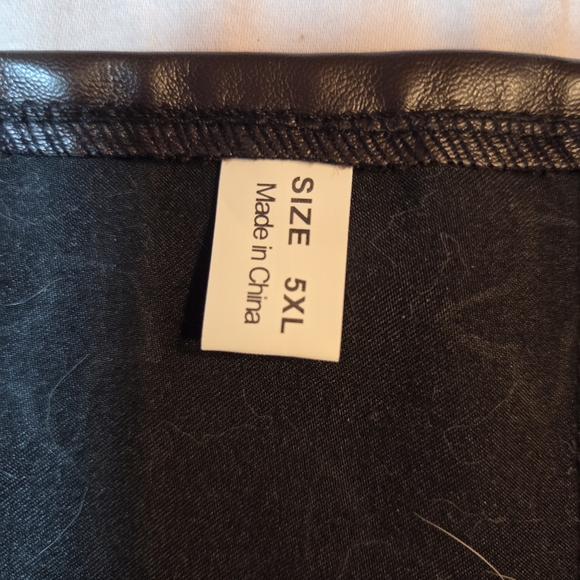 Brown Brocade Corset with Gold Accents - Picture 3 of 3